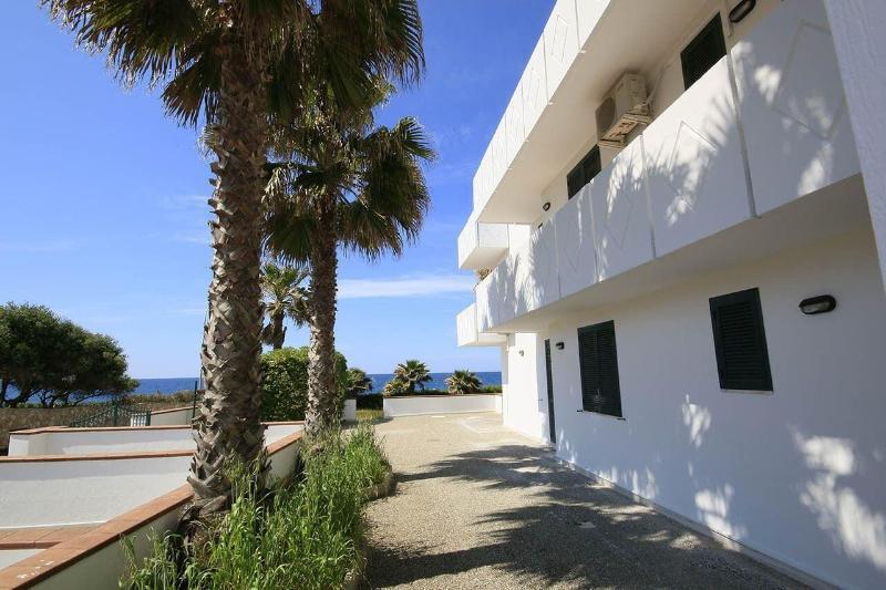 Blu Side Hotel & Residence Torre San Giovanni Ugento Eksteriør billede