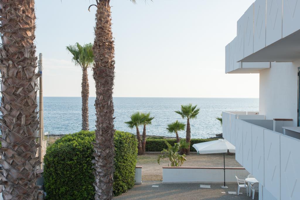 Blu Side Hotel & Residence Torre San Giovanni Ugento Eksteriør billede